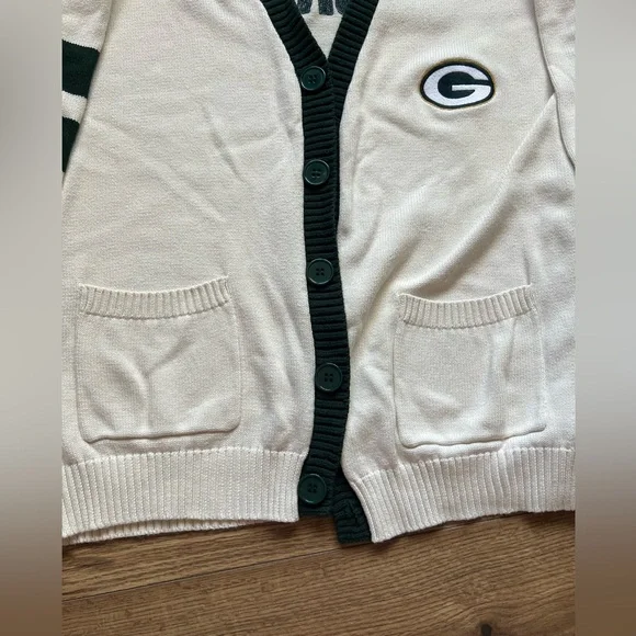 Green Bay Packers Wild Collective Women’s Vintage Cardigan - Picture 4 of 8